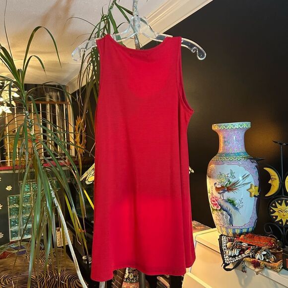 Majora Elegant Red Tank Top with Floral Detail Size M - Picture 12 of 12